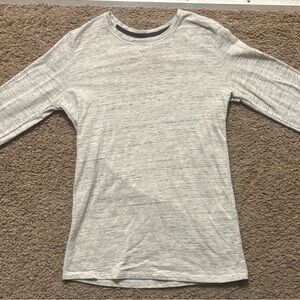 Cuddl Duds Woman’s Md Light Gray Cozy Long Sleeve Sweatshirt Crew Neck